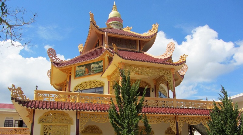 Пагода Лам Ти Ни в Далате, Вьетнам